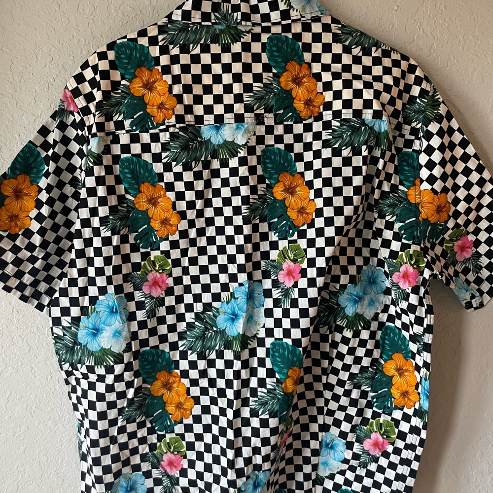 Button down floral